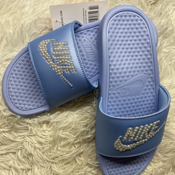 Nike size 8 - Picture 4 of 5